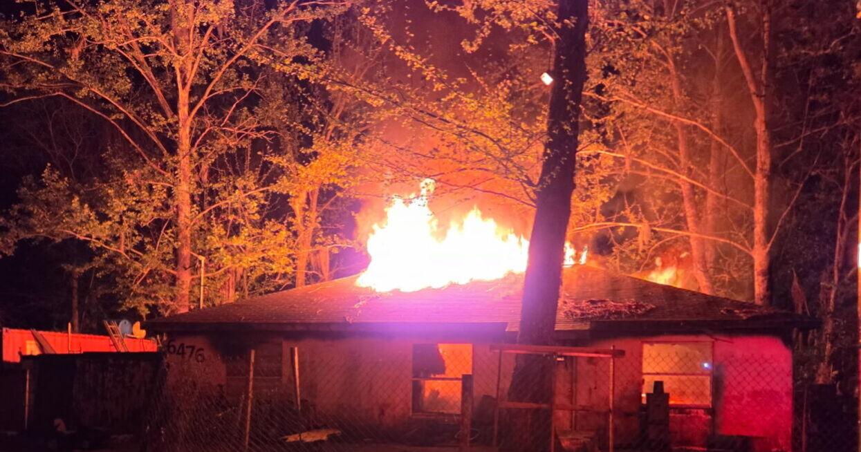 Crystal River shed fire reignites, forcing firefighters back to scene