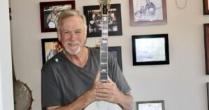 Dunnellon Banjo Pioneer Mark Johnson to be Inducted into Hall of Fame