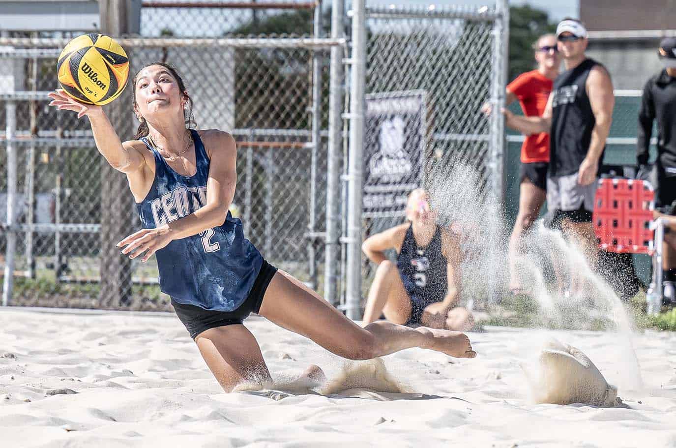 Springstead Eagles Dominate Central Bears 5-0 in Beach Volleyball