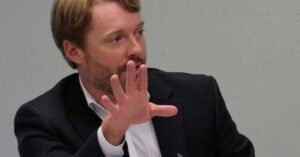 Crystal River council discusses legal fees, conflict of interest