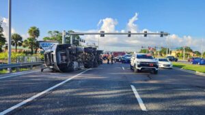 Tractor-Trailer Overturns on US-19 in Pasco County